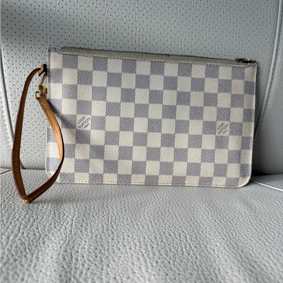 Louis Vuitton Damier azure wristlet neverfull pouch - Picture 2 of 8